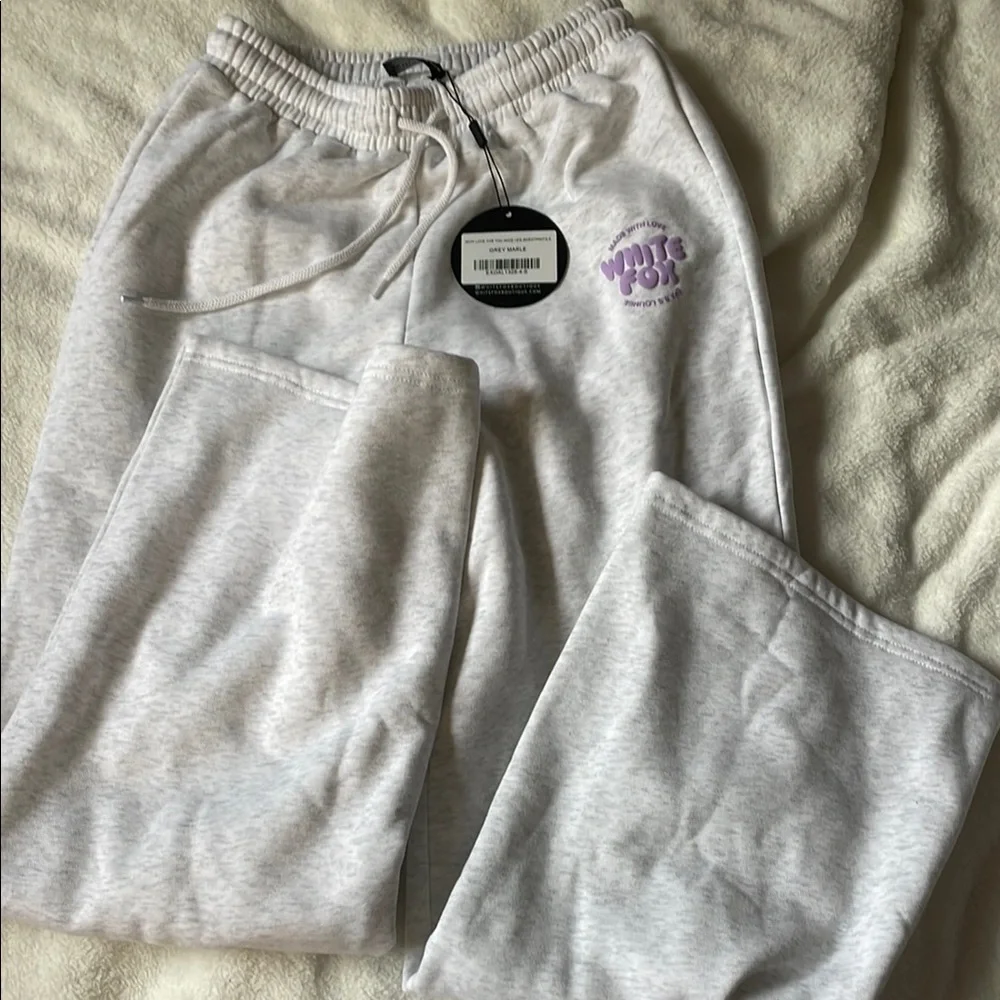 White fox sweatset - Picture 3 of 3